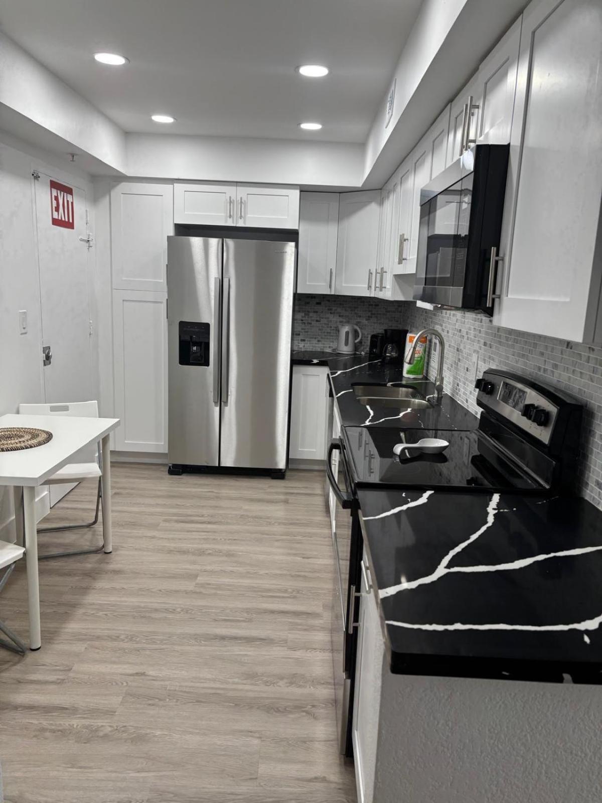 Tide Hollywood Apartment Ngoại thất bức ảnh